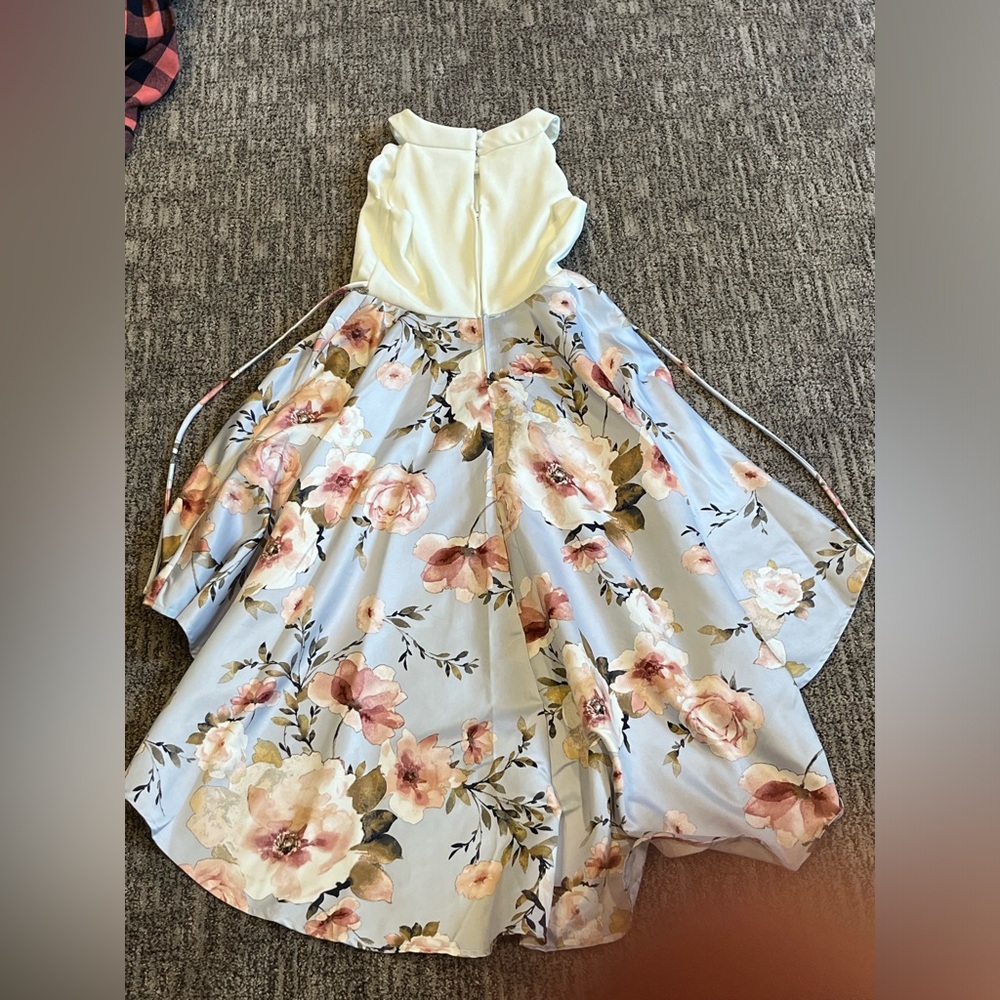 High-Low Dress - Picture 2 of 3